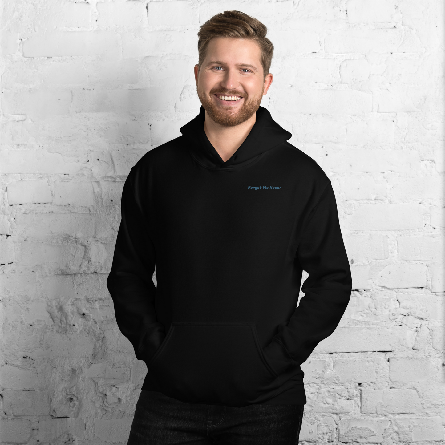 La sudadera con capucha negra Everyday Essential
