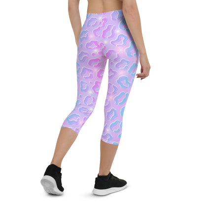 Cheetah Dazzle Mid-Rise Capri Leggings