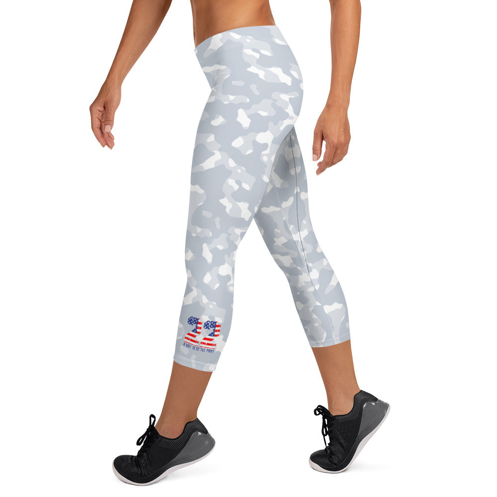 Special Edition - 22 A Day Mid-Rise Capri Leggings