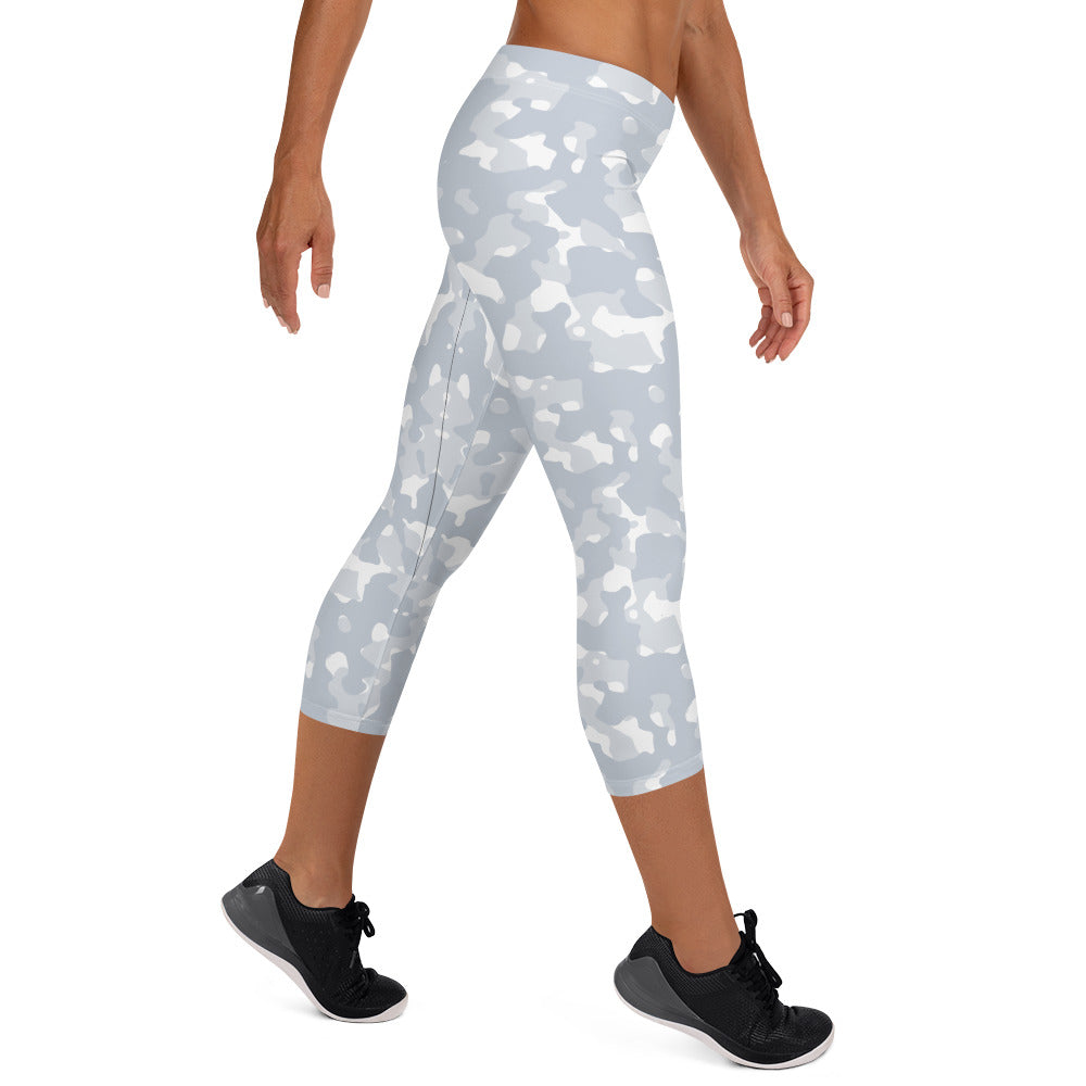 Special Edition - 22 A Day Mid-Rise Capri Leggings