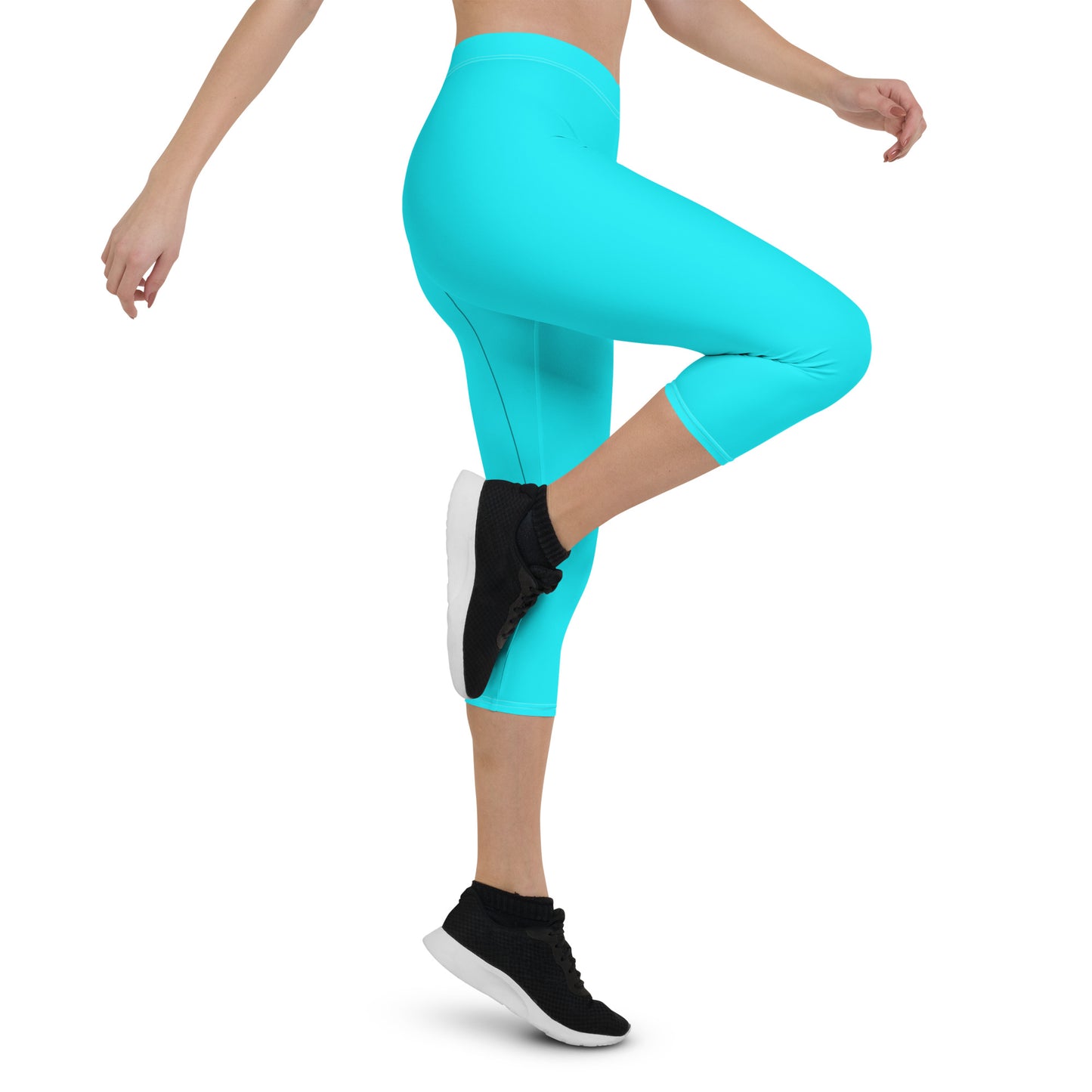 Everyday Aqua Mid-Rise Capri Leggings