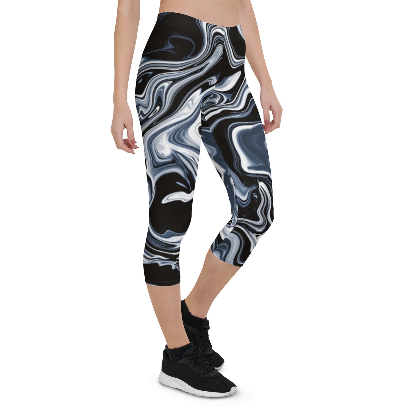 Everyday Liquid Metal Mid-Rise Capri Leggings