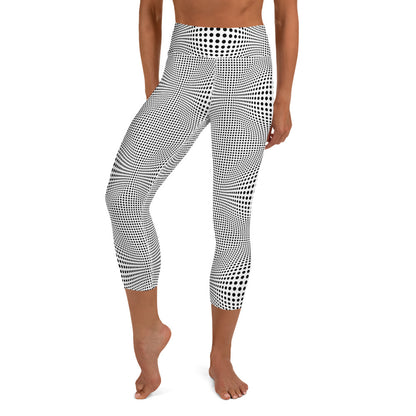 Everyday Optical Illusion Yoga Capri Leggings