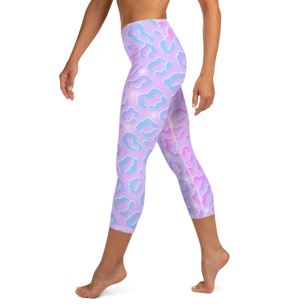 Cheetah Dazzle Yoga Capri Leggings