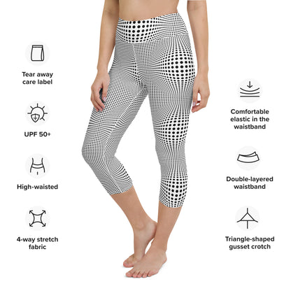 Everyday Optical Illusion Yoga Capri Leggings