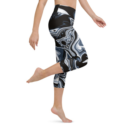 Everyday Liquid Metal Yoga Capri Leggings